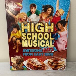 Disney High School Musical Cookbook - Red, Blue, Yellow